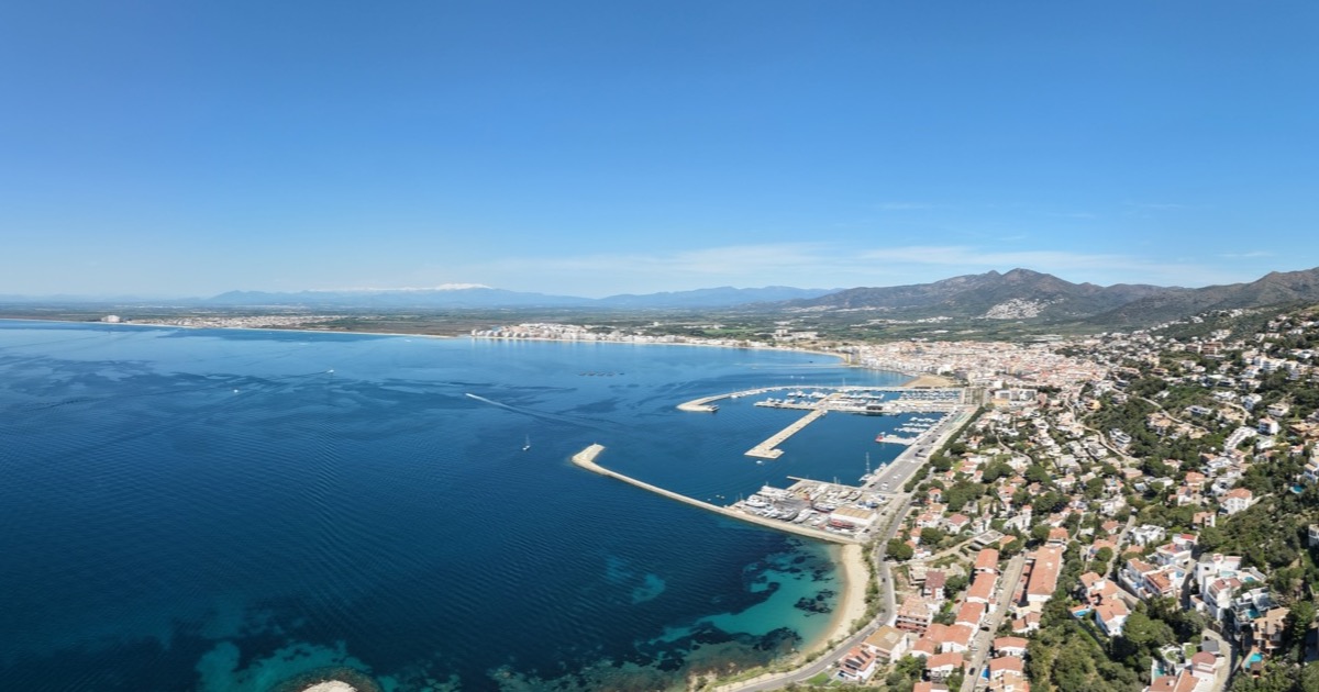 Baie de Roses (Rosas) vue du ciel